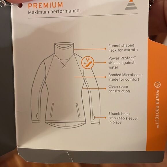 NWT. Womens C9 by Champion Victory Fleece Power Protect Top - M - Picture 7 of 8